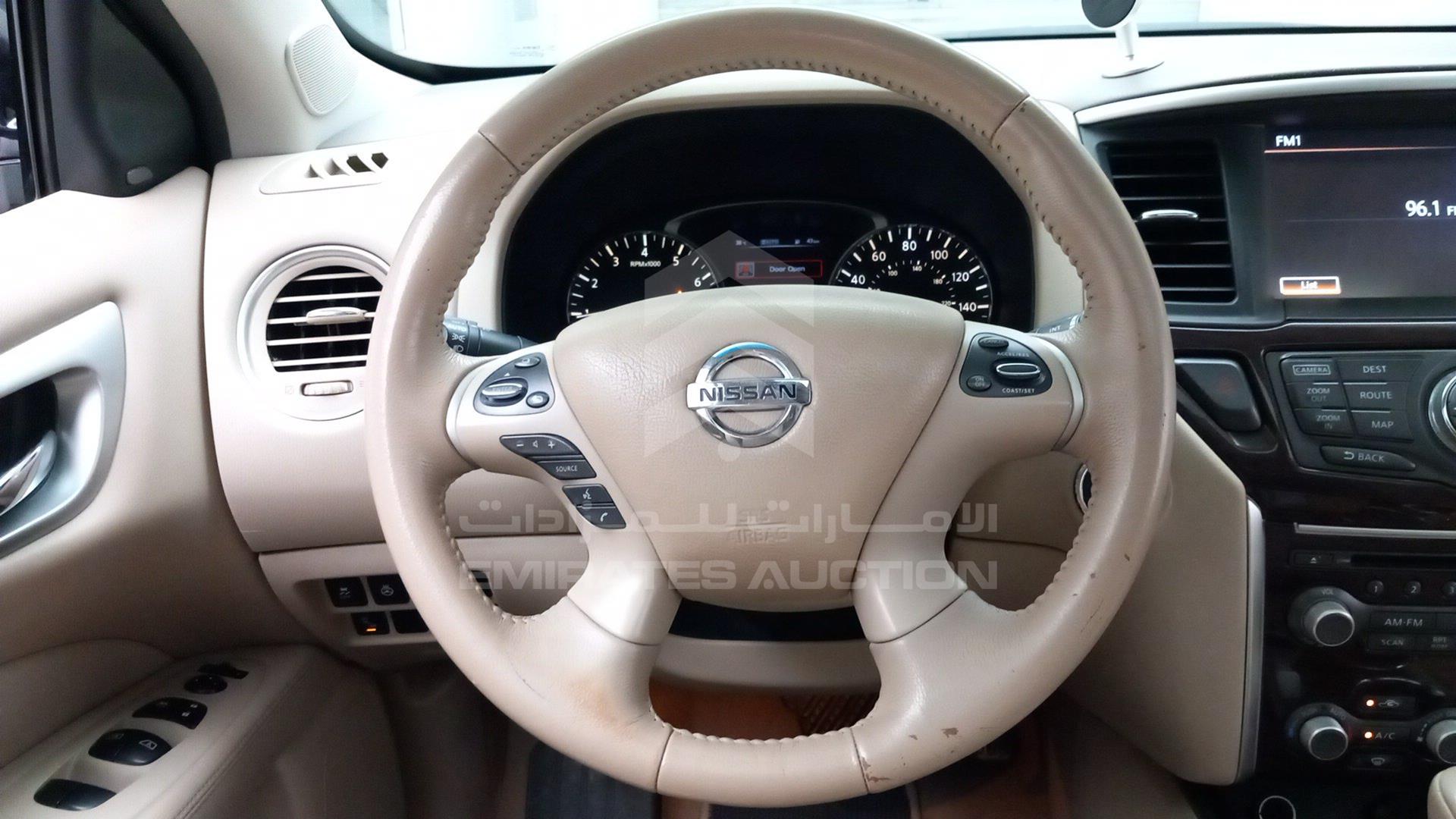 2015 NISSAN PATHFINDER VIN: 5N1AR2MM2FC701287