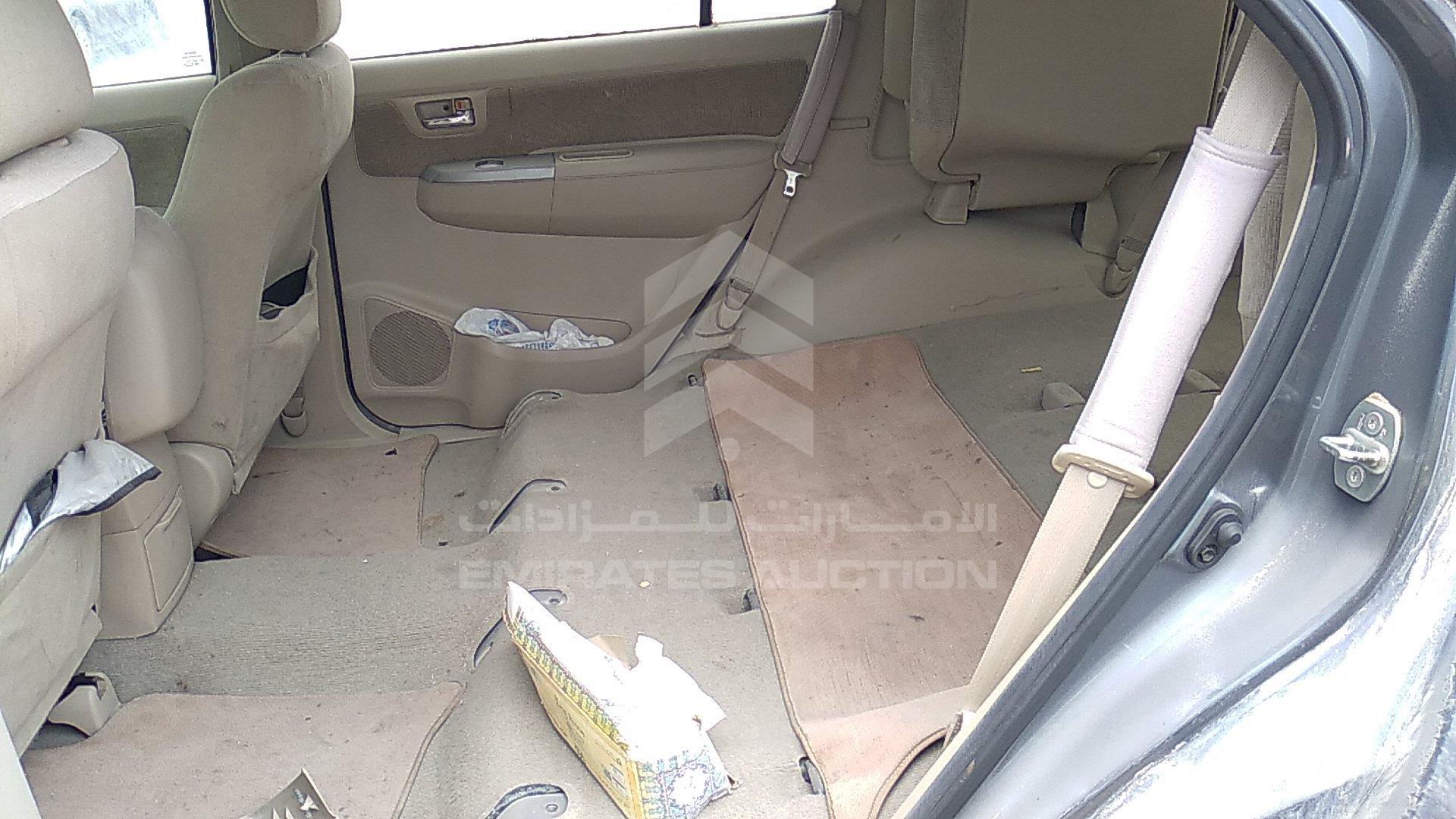 MR1YU59GX60002400 - 2006 Toyota Fortuner - #350167