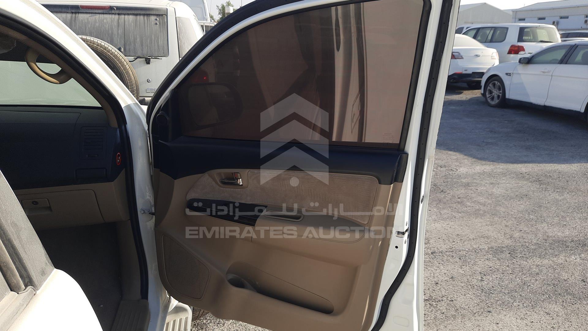 2014 TOYOTA FORTUNER VIN: MHFYU59G1E7032141