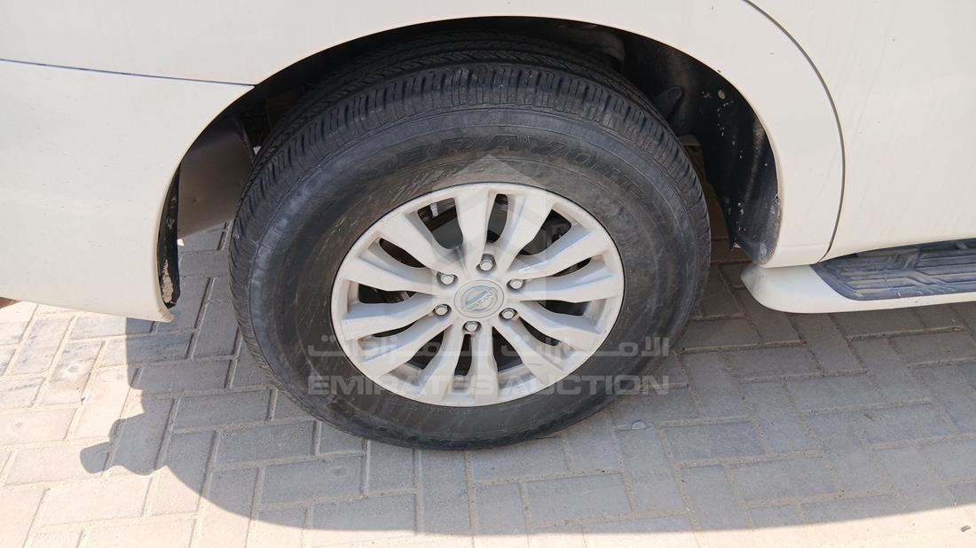 نيسان باترول 2019 — الباب الخلفي الأيمن — صورة 32