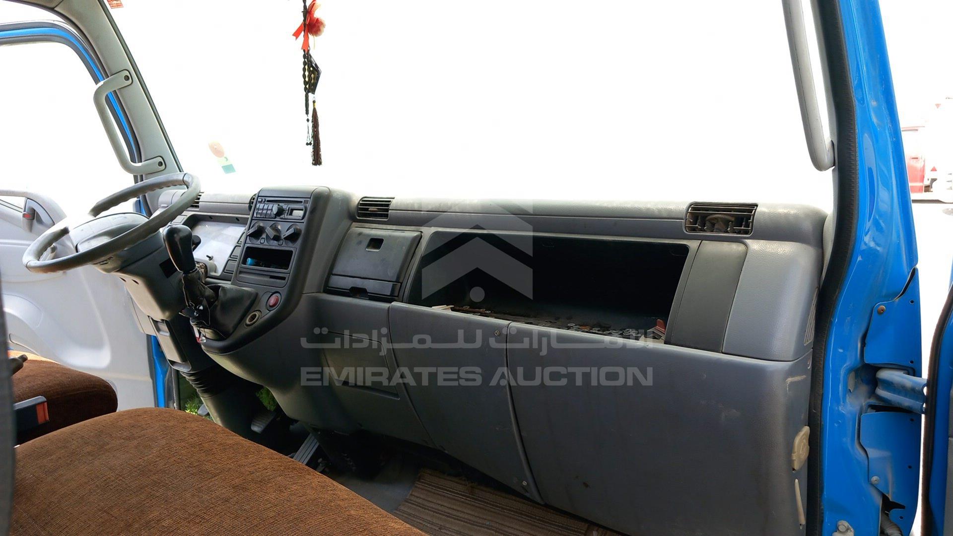2010 MITSUBISHI CANTER VIN: JL6BCE6J7AK011331