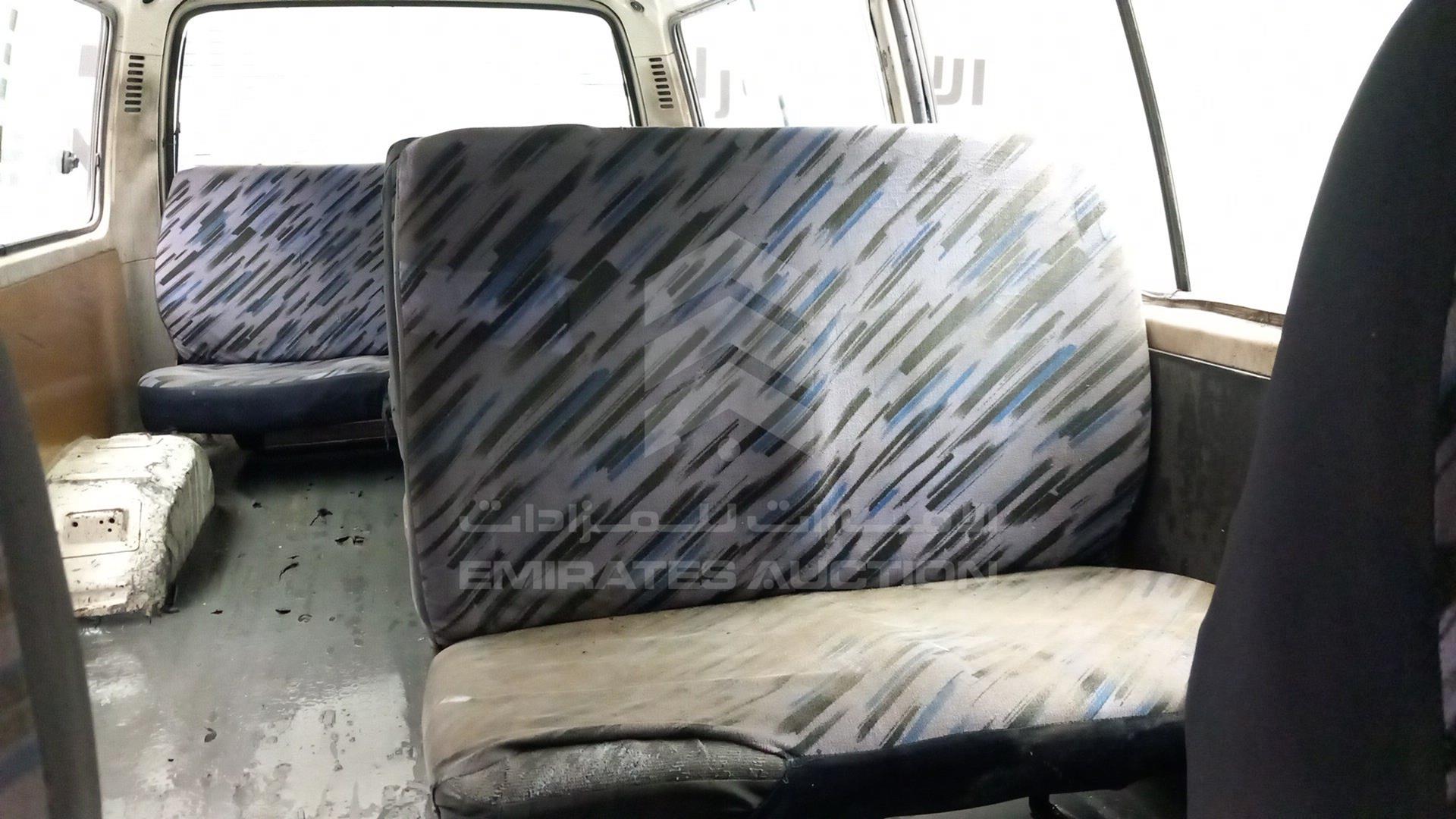 2004 TOYOTA HIACE VIN: JTCFR119347101604