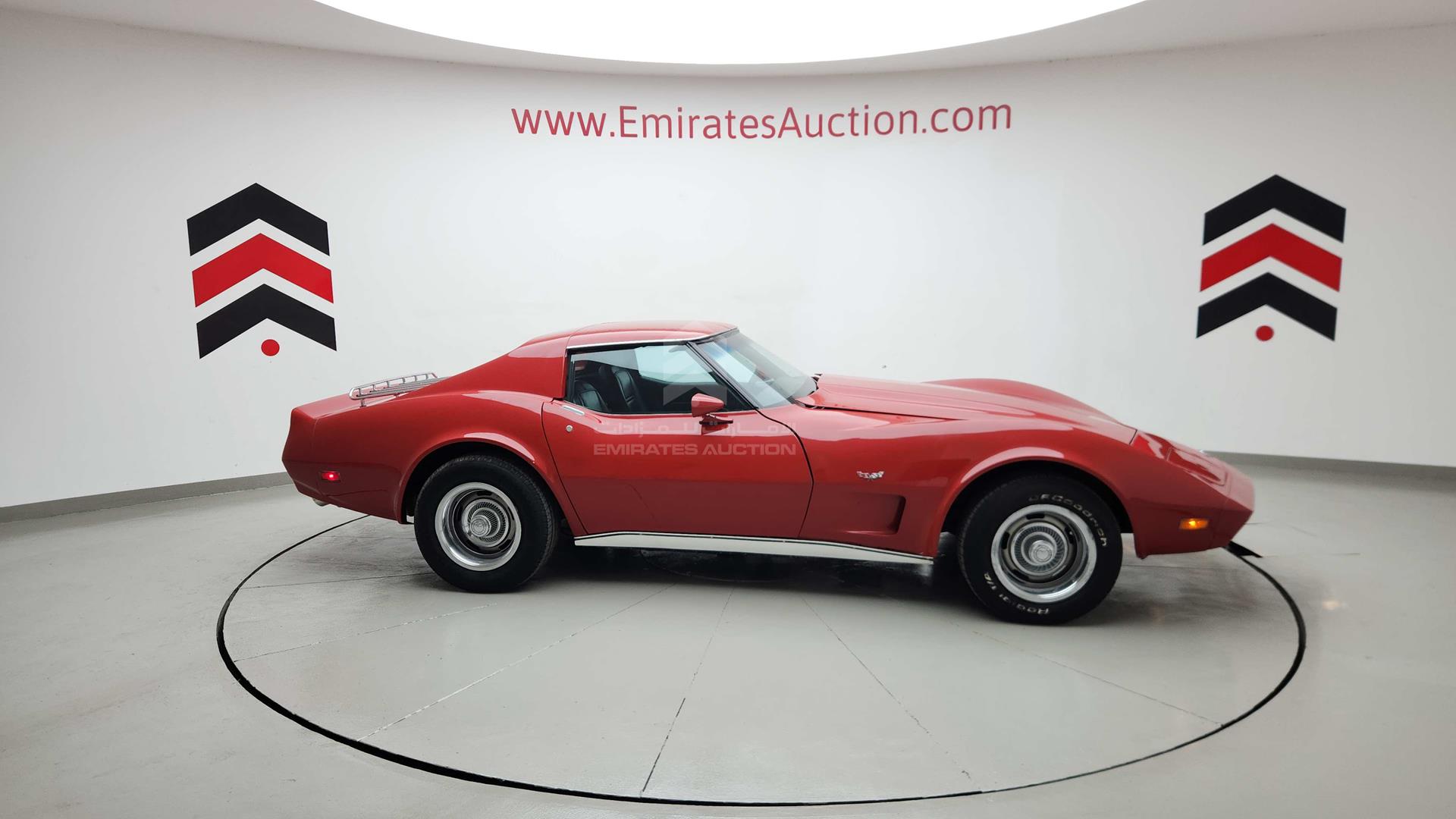 1977 CHEVROLET CORVETTE VIN: 1Z37L7S448917