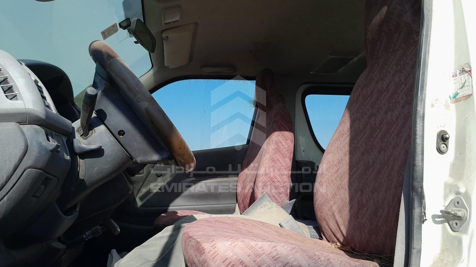 2009 TOYOTA HIACE VIN: JTGJX02P790025195