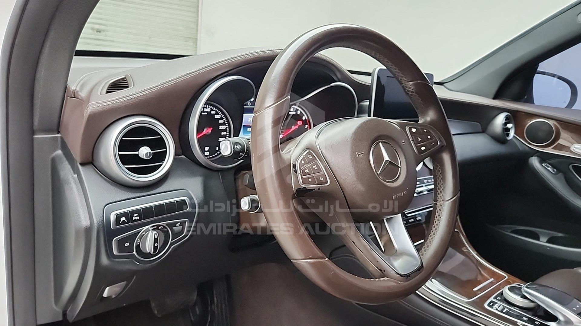 2017 MERCEDES GLC 250 VIN: WDC0G4GB8HF119203