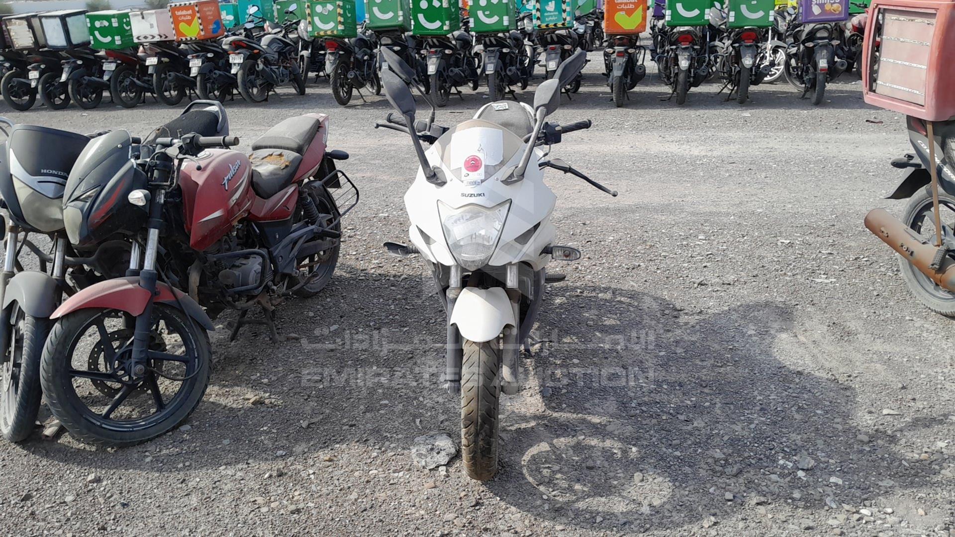 2016 SUZUKI MOTORBIKE VIN: MB8NG4BB8G8102806