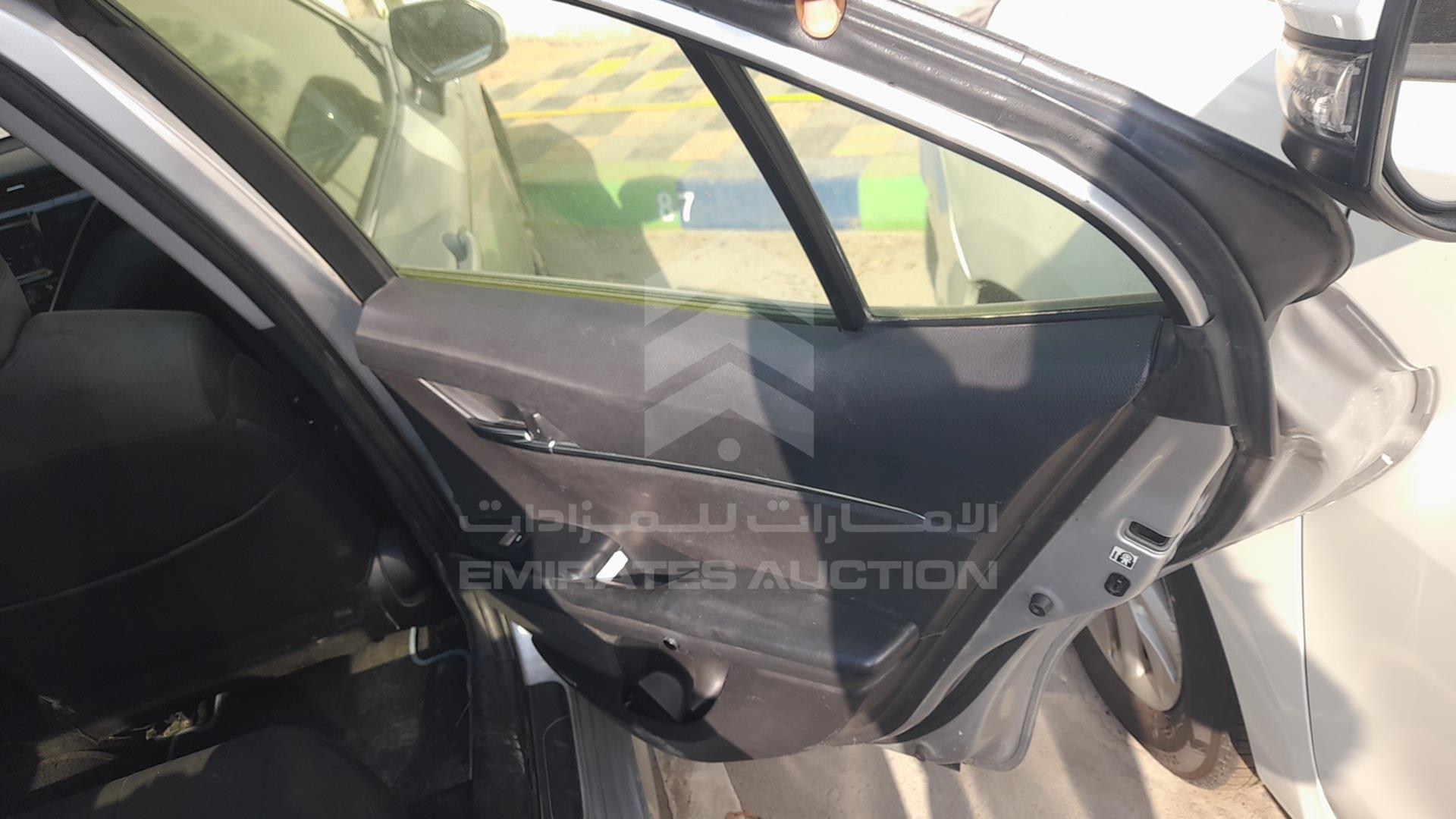 2018 TOYOTA CAMRY VIN: JTNB29HK9J3009823