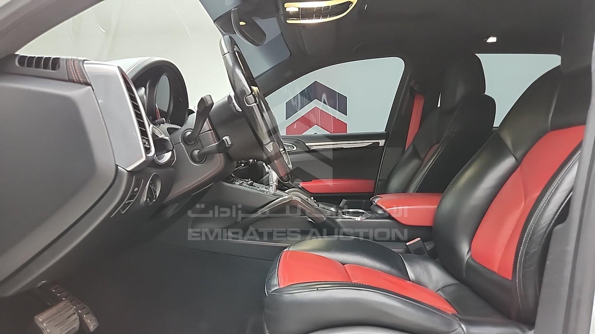2013 PORSCHE CAYENNE VIN: WP1ZZZ92ZDLA74155