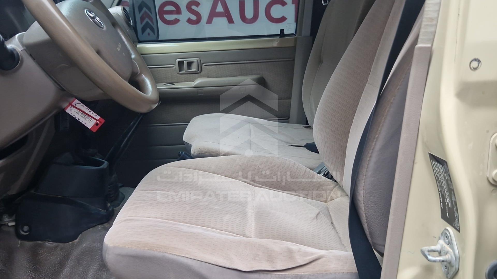 2018 TOYOTA LAND CRUISER VIN: JTFBU71J6J7069756