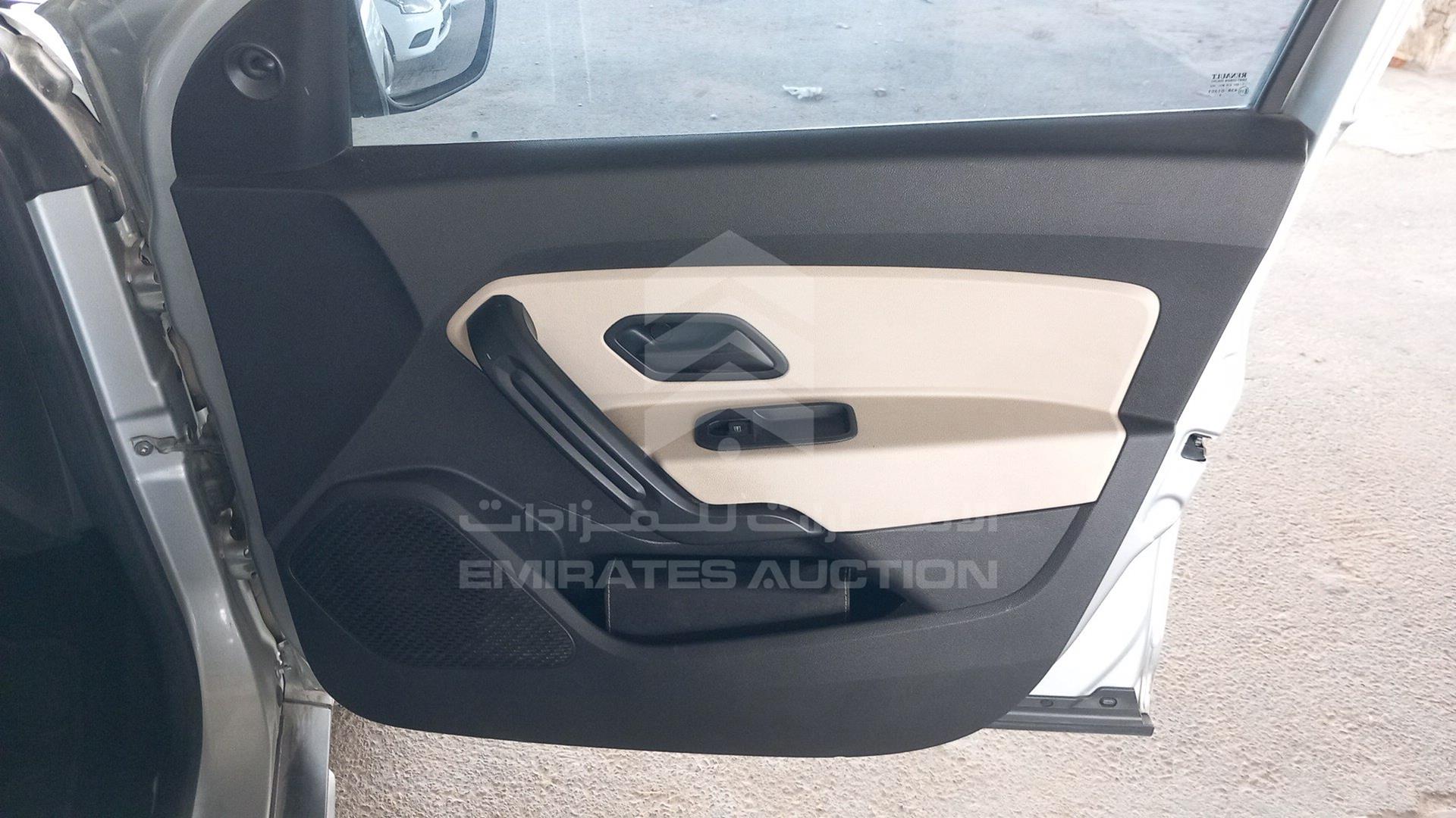 2020 RENAULT DUSTER VIN: VF1HSRSC2LA545669