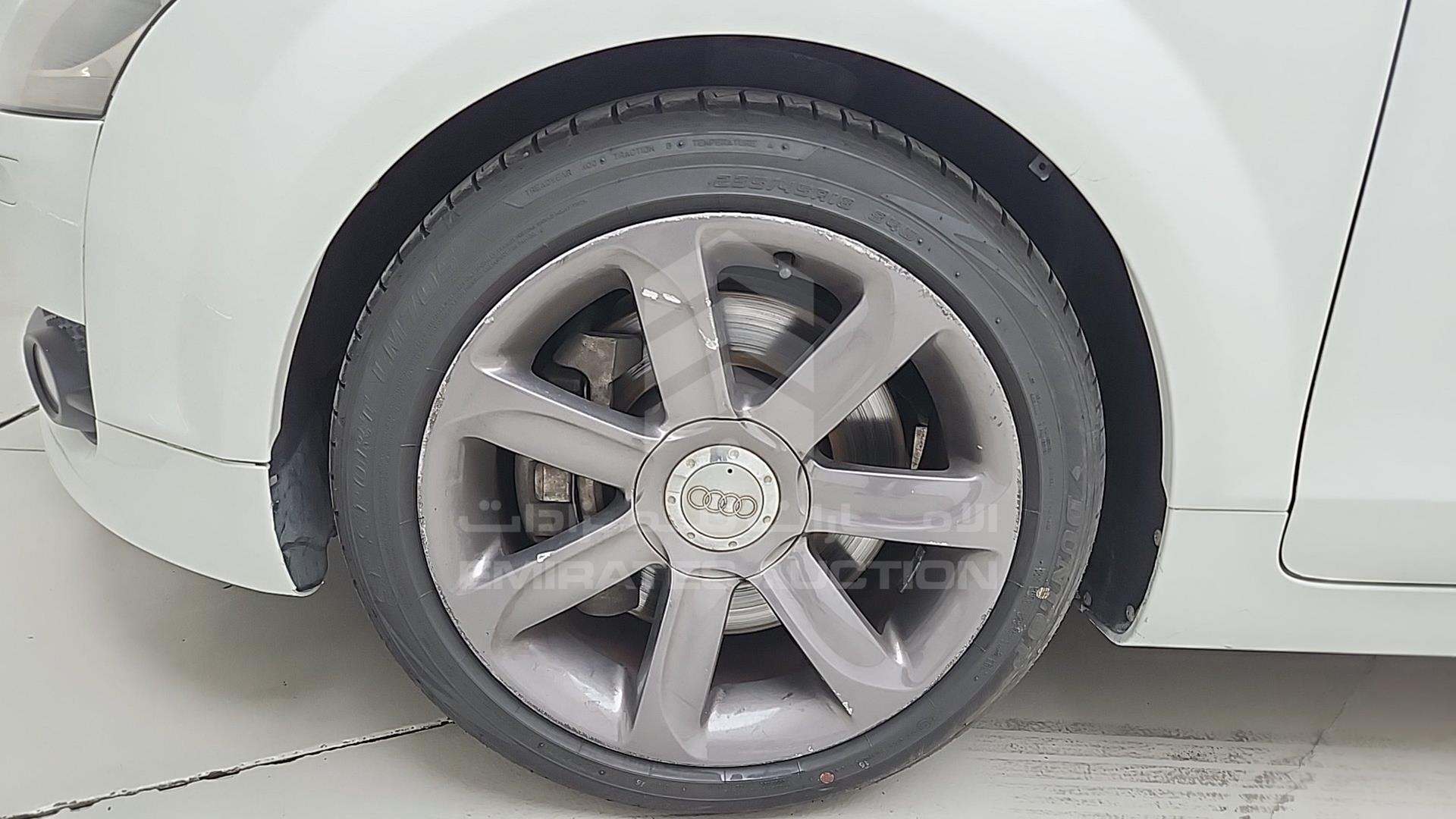 2010 AUDI TT VIN: TRUBDB8J2A1011816