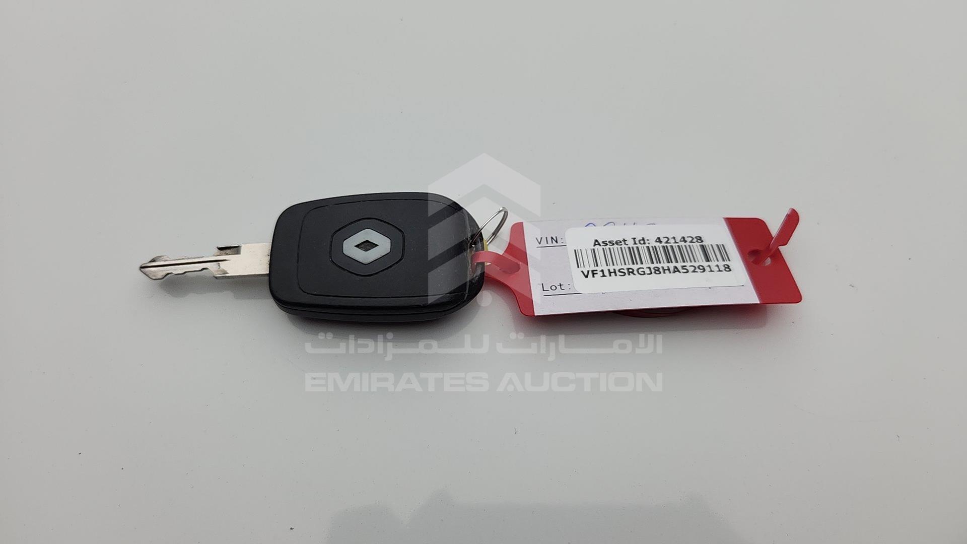 2017 RENAULT DUSTER VIN: VF1HSRGJ8HA529118