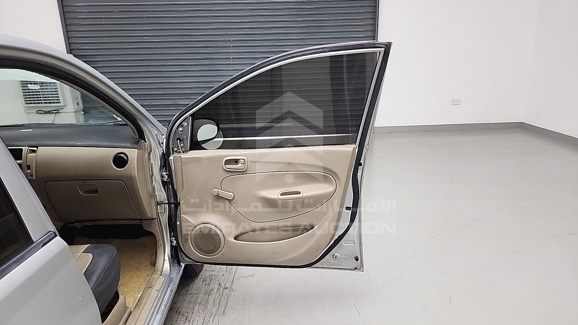 2006 DAIHATSU CHARADE VIN: JD1GL100X61052718