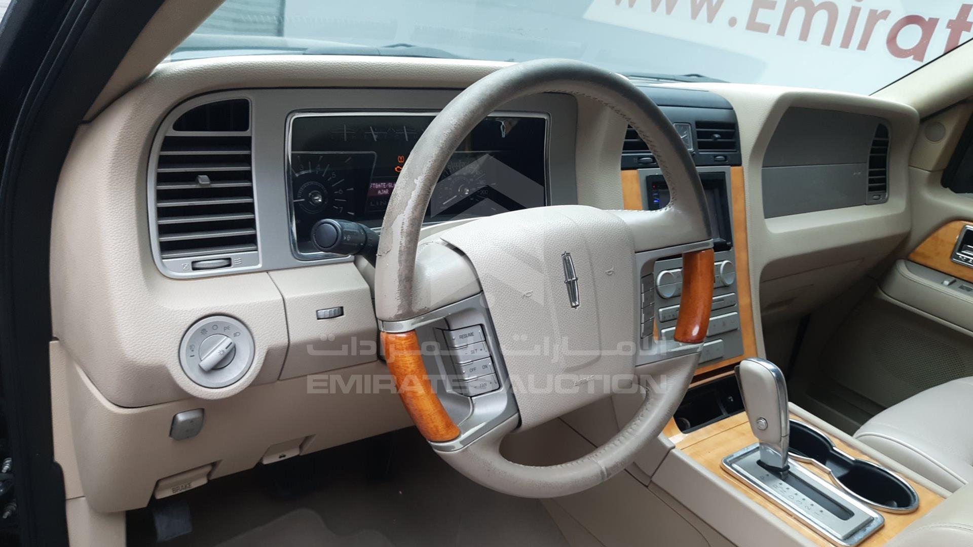 2007 LINCOLN NAVIGATOR VIN: 5LMFU28527LJ23911