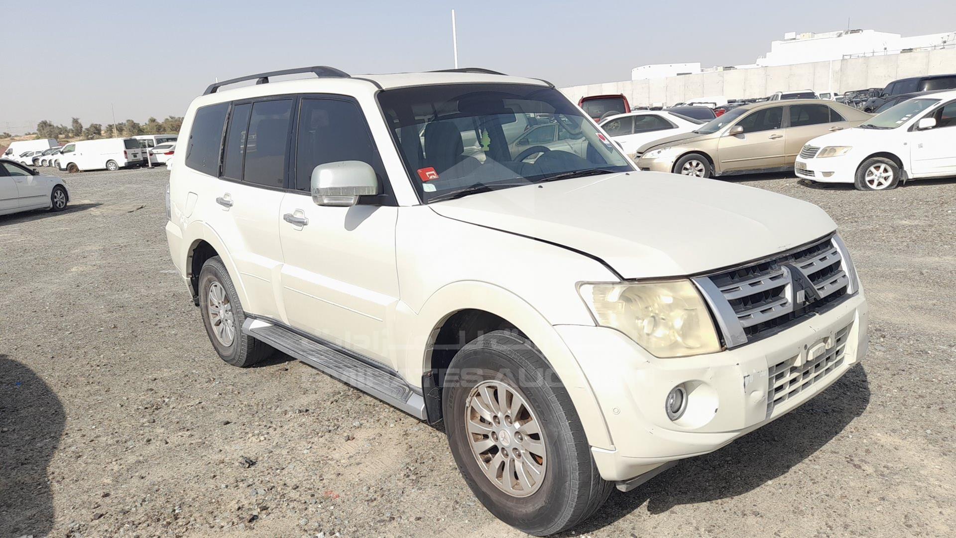2012 MITSUBISHI PAJERO VIN: JMYLRV95WCJ704546