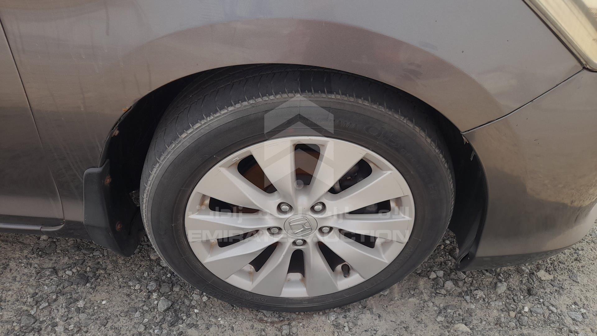 2015 HONDA ACCORD VIN: 1HGCR2F72FA168973
