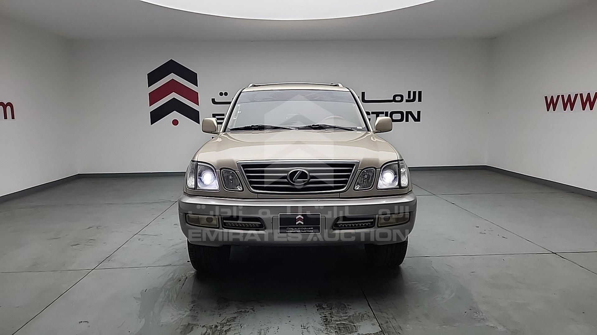 2001 LEXUS LX 470 VIN: JTJHT00W513503311