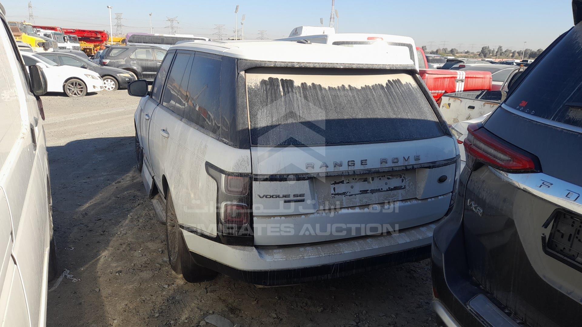 2014 RANGE ROVER VOGUE VIN: SALGA2EFXEA136165