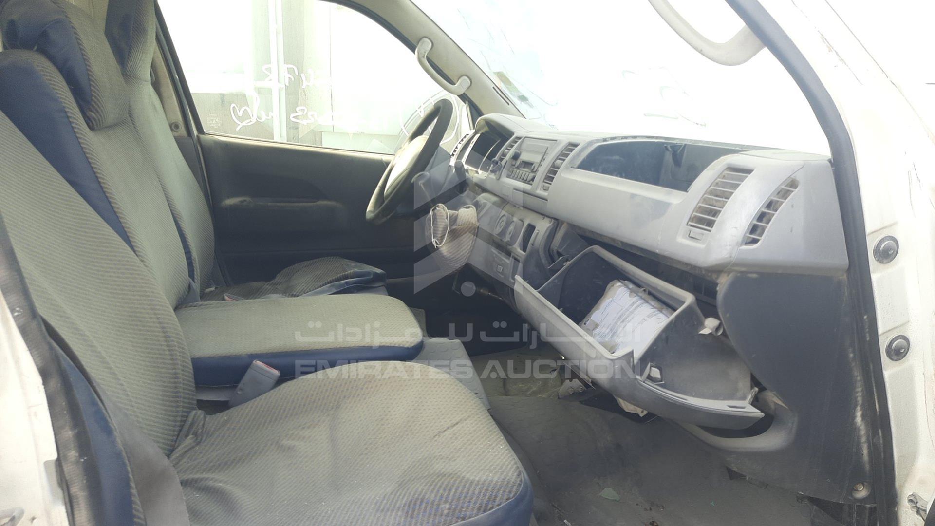 2009 TOYOTA HIACE VIN: JTFHX02P890040579