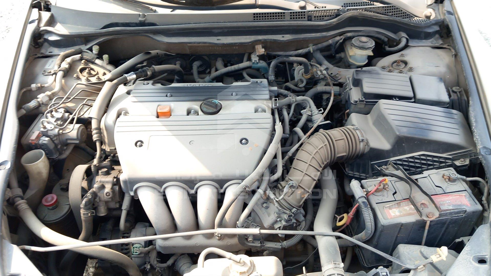 2005 HONDA ACCORD VIN: JHMCM56585C401155