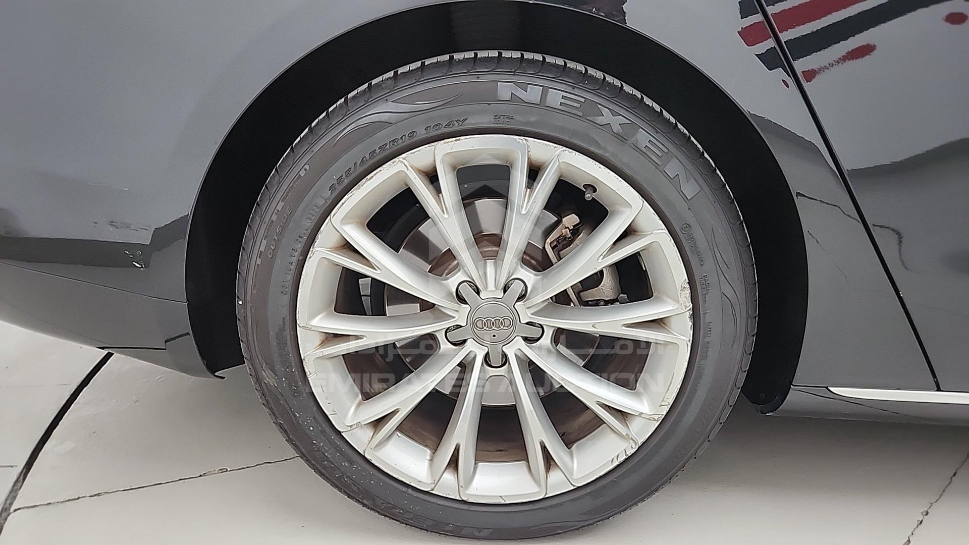 2014 AUDI A8 VIN: WAURGBFD4EN001216