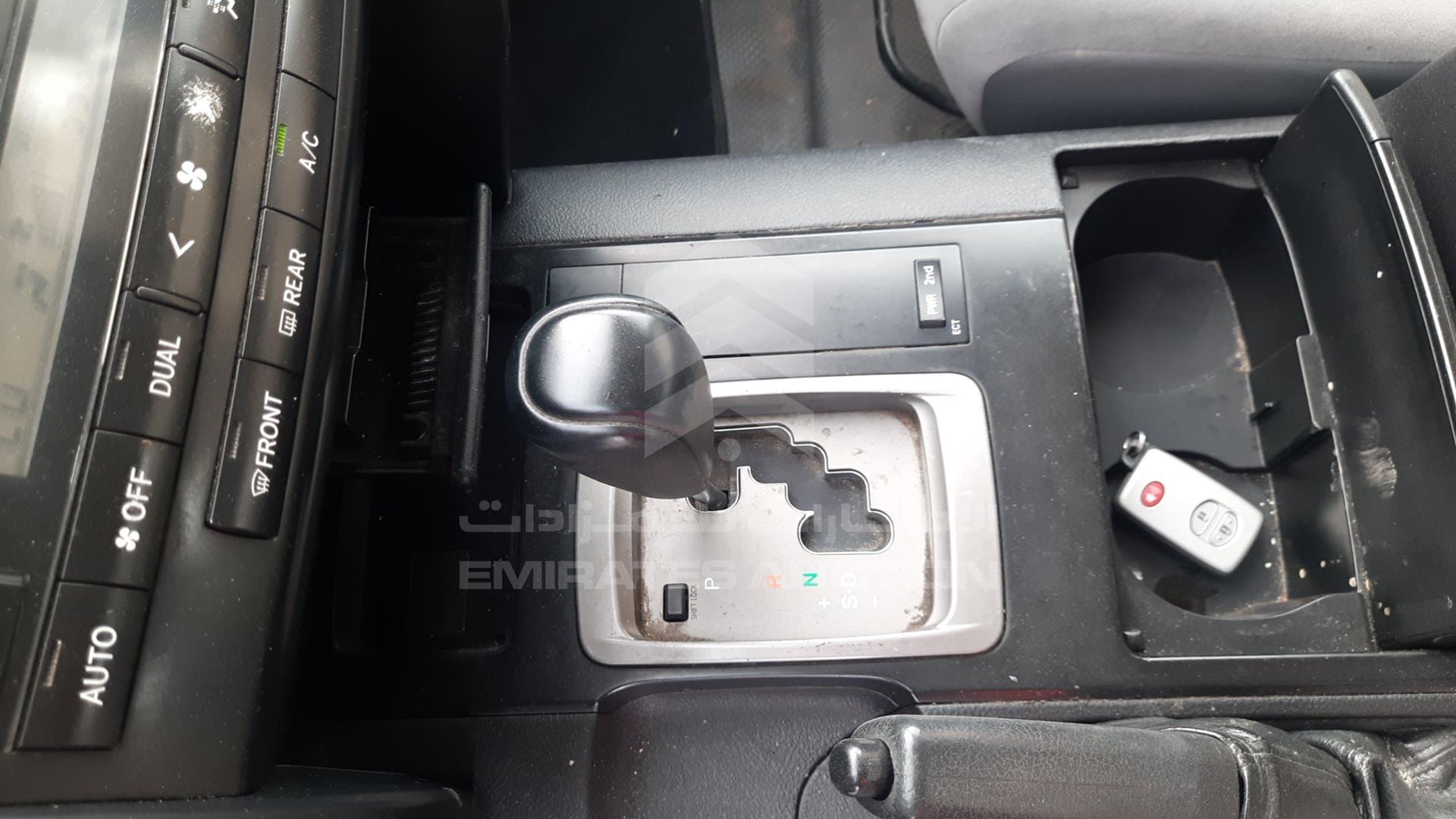2011 TOYOTA LAND CRUISER VIN: JTMDU09J8B4044518