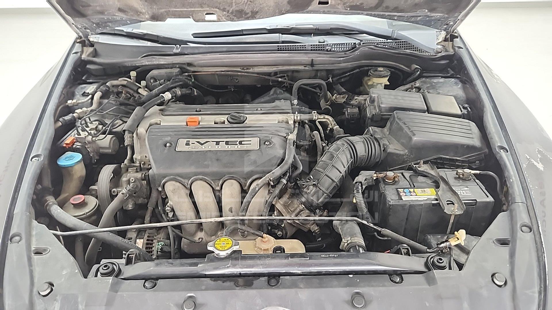 2007 HONDA ACCORD VIN: JHMCM56547C402578
