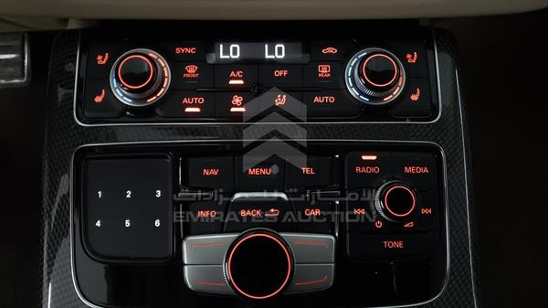 Audi S8 2014 WAUA2BFD6EN006378 Image 10