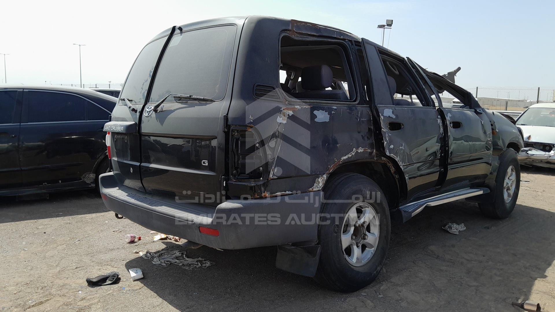 2000 TOYOTA LAND CRUISER VIN: JTCHJ01J7Y0031043
