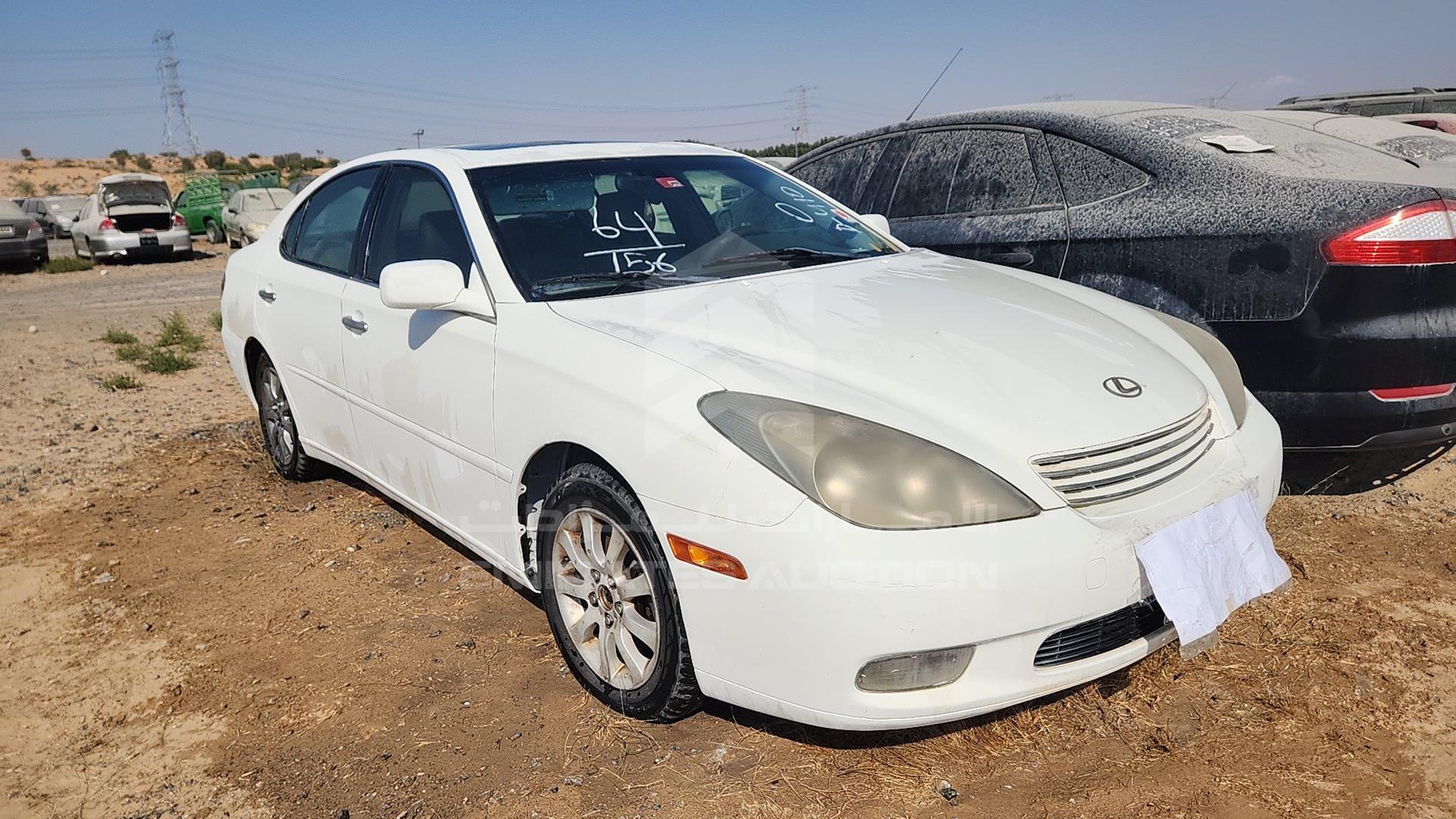 2004 LEXUS ES 330 VIN: JTHBA30GX40014030