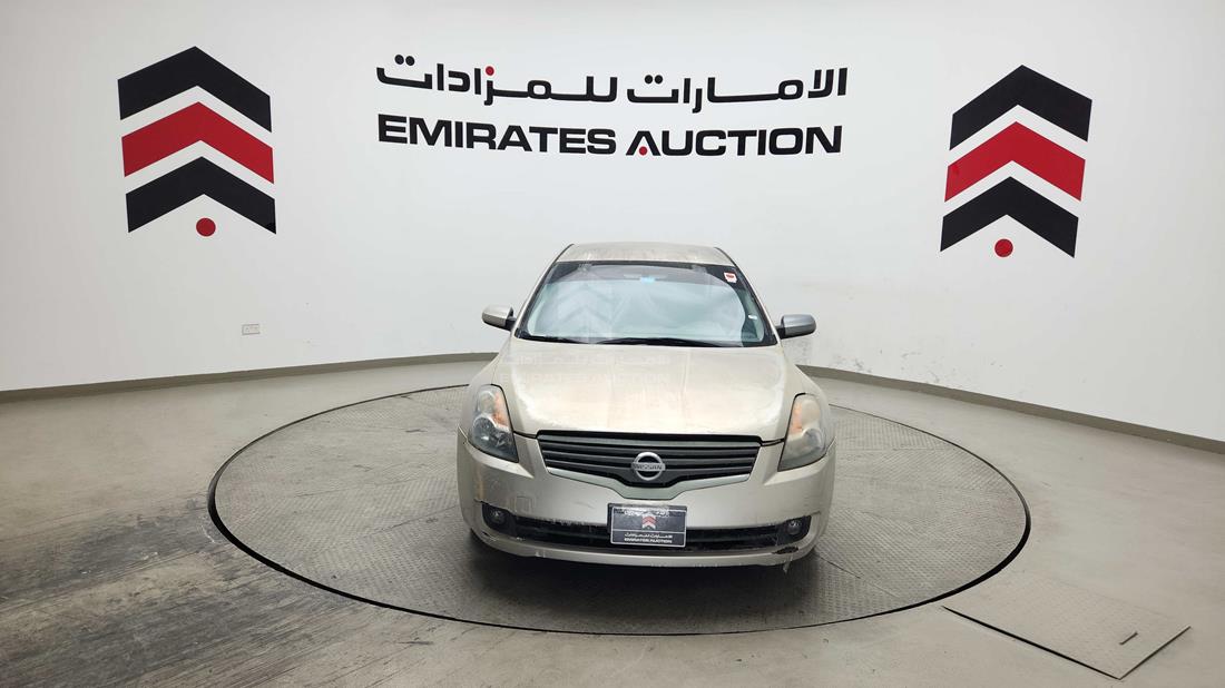 2009 Nissan Altima — 360-degree view