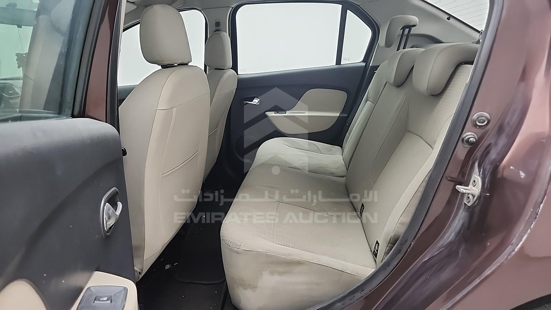 2017 RENAULT SYMBOL VIN: VF14SRAB7HT513853