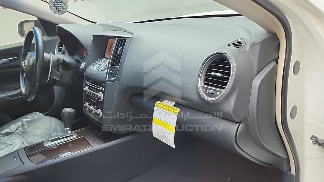 2010 Nissan Maxima — Front Right Passenger Dashboard View — Photo 27