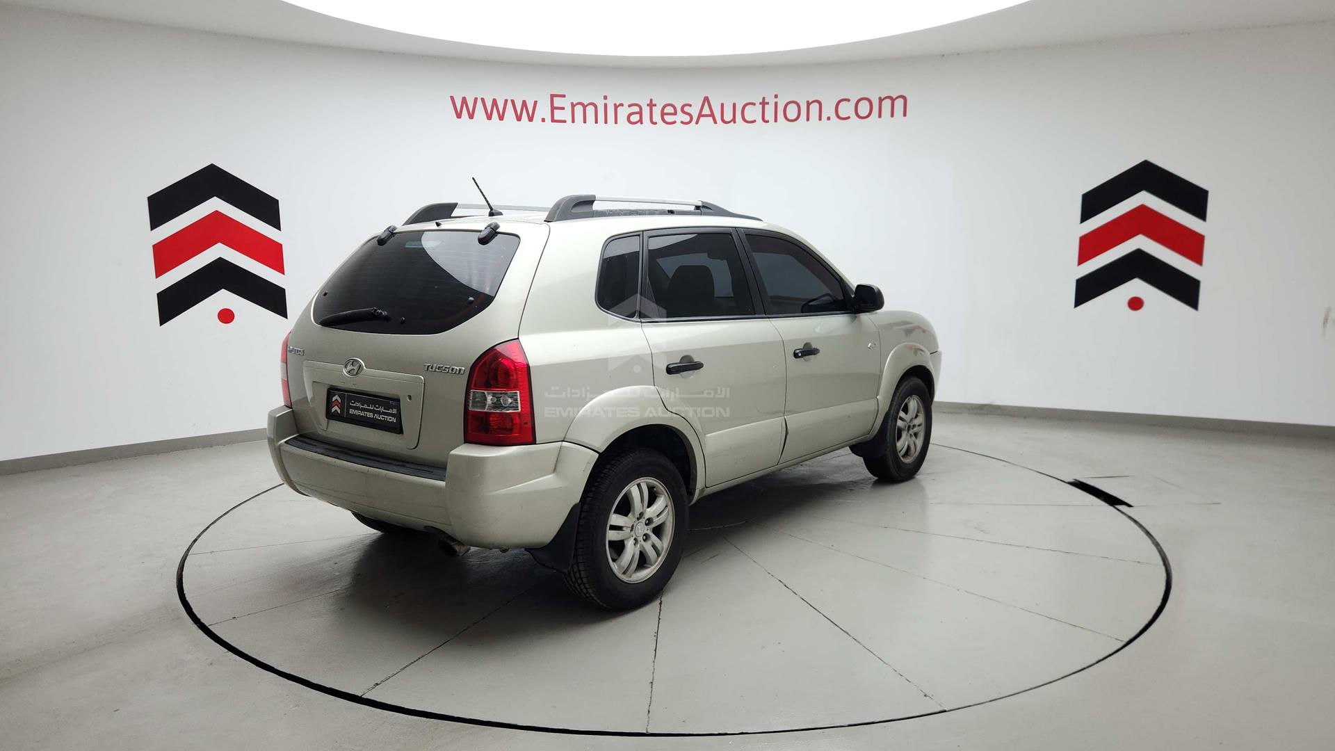 2008 HYUNDAI TUCSON VIN: KMHJM81B78U821197