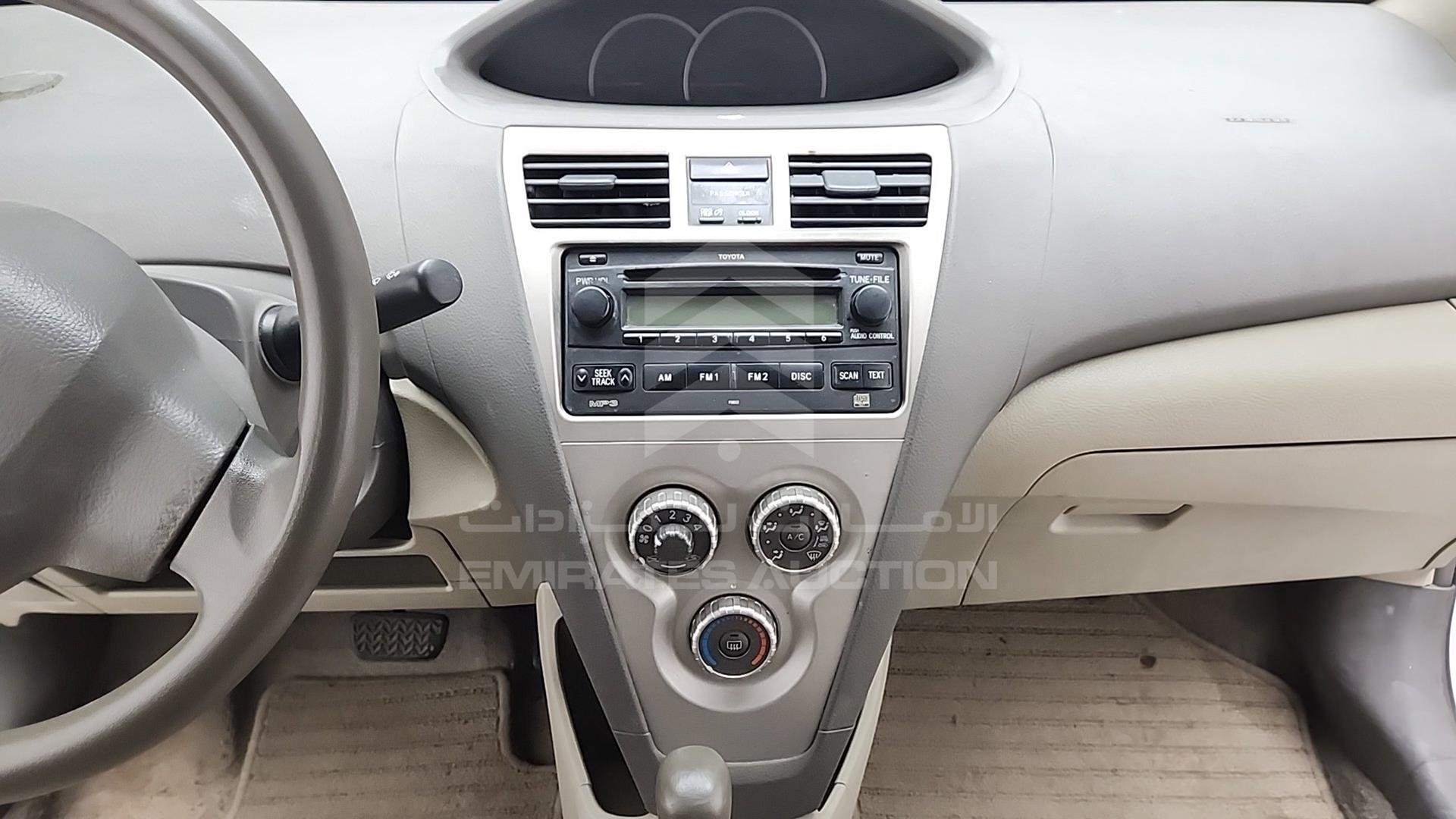 2009 TOYOTA YARIS VIN: JTDBW923X91168304