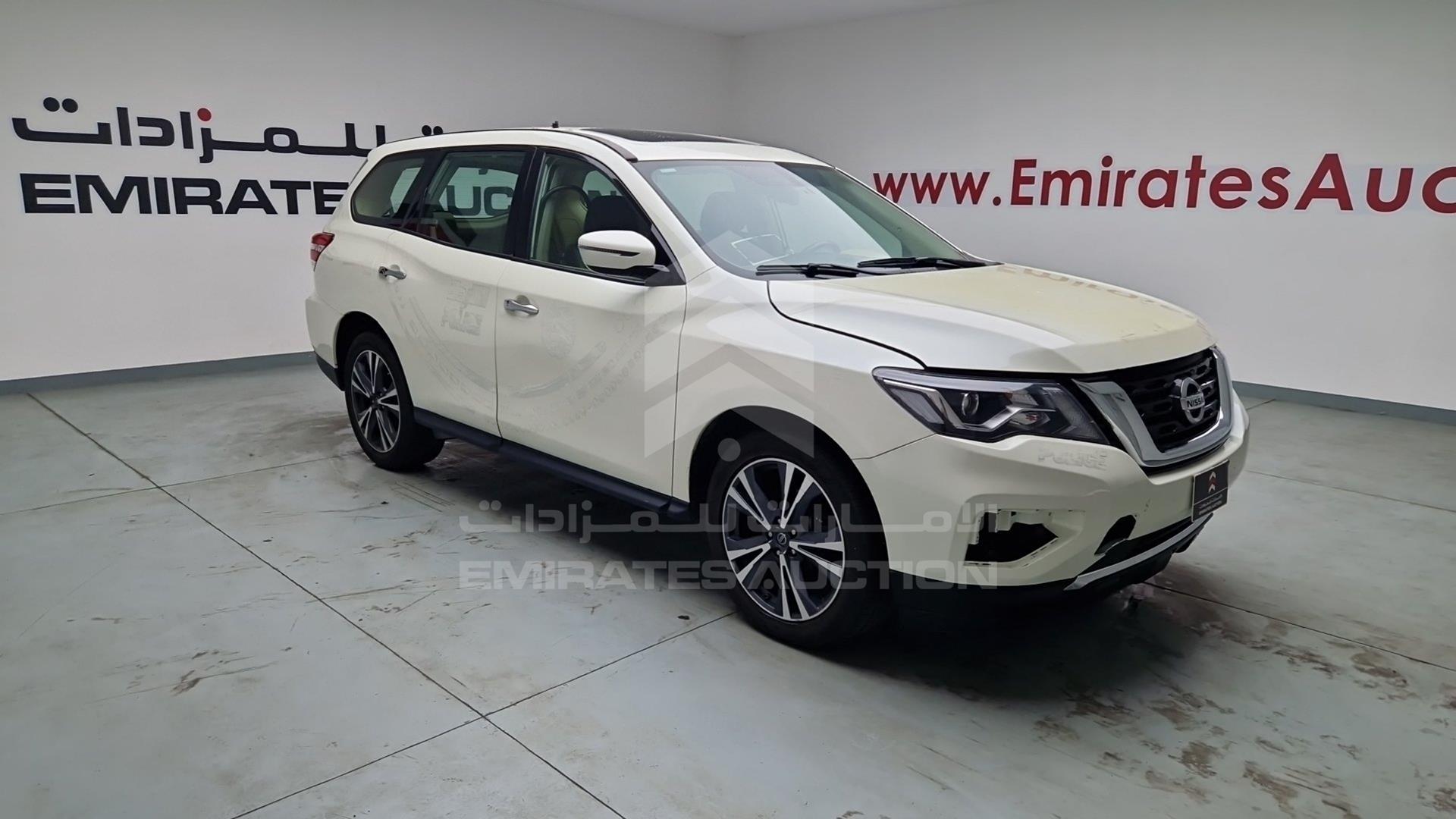 2019 NISSAN PATHFINDER VIN: 5N1CR2M81KC579060