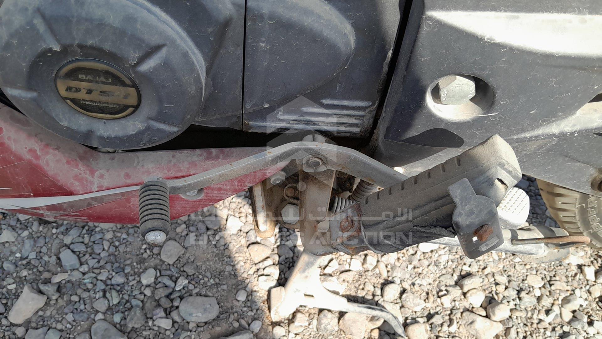 0 BAJAJ PULSAR VIN: MD2A11CX2LCE56629