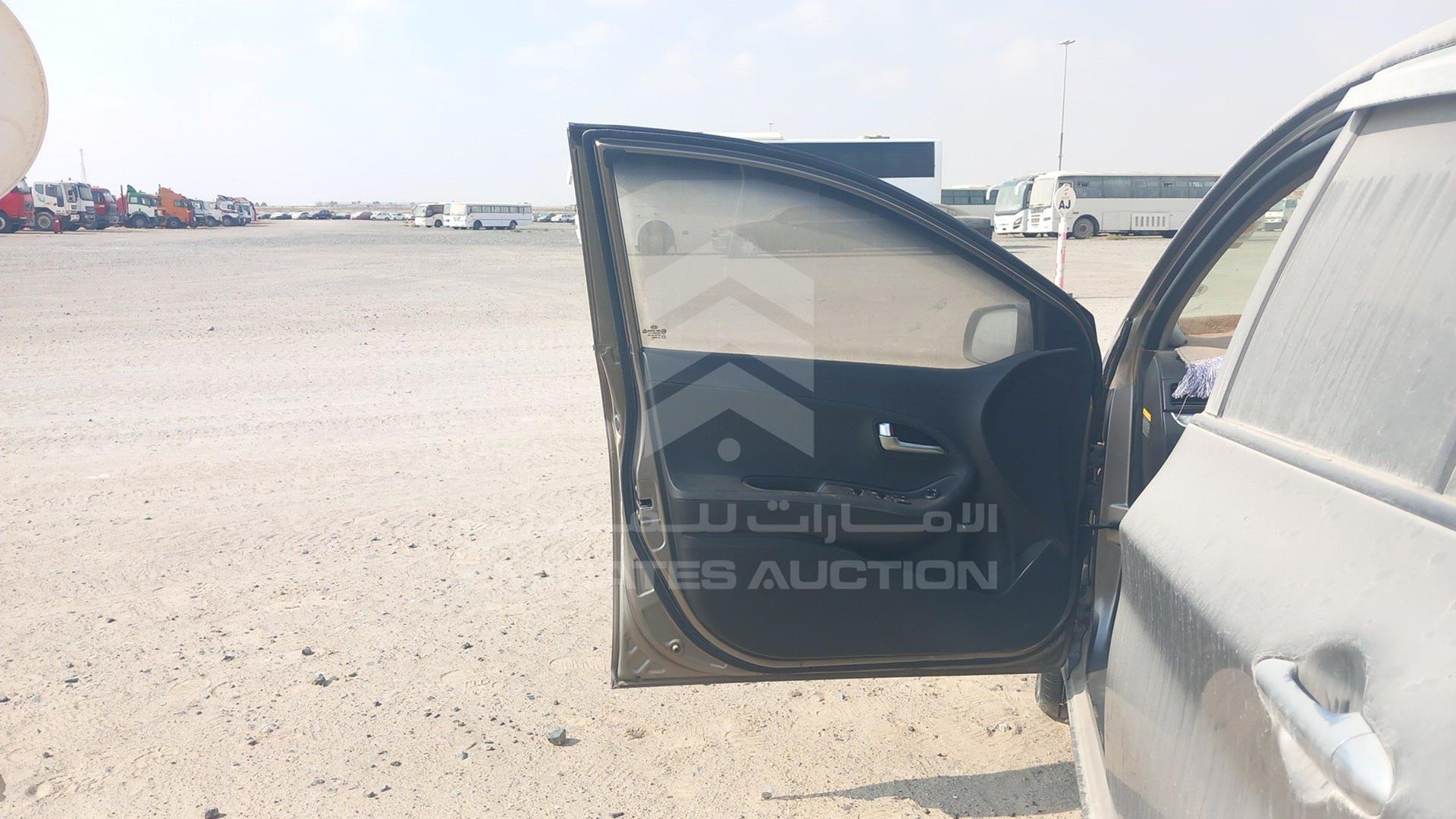 2013 KIA PICANTO VIN: KNABX511BDT438001