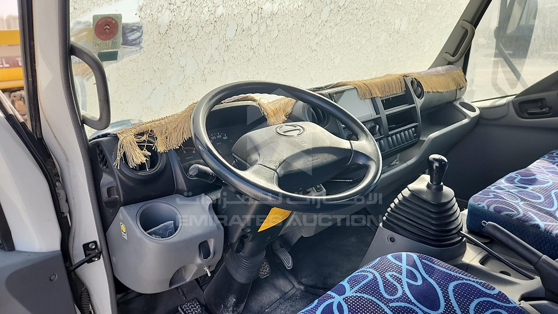 2020 HINO 300 VIN: JHHUCN1H5LK033981