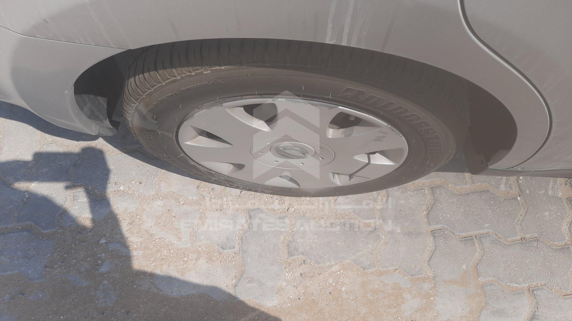 JN1CC11CX9T037946 - 2009 Nissan Tiida - #435949