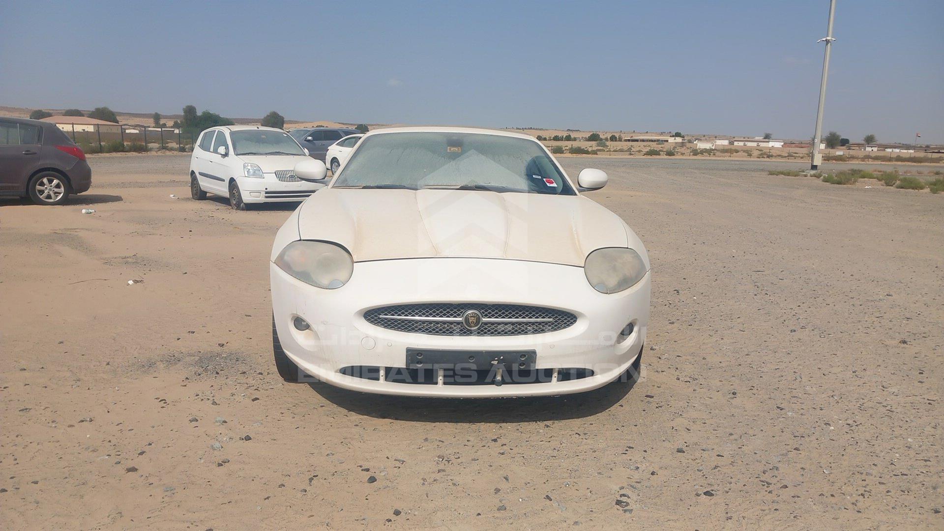 2007 JAGUAR XK VIN: SAJAA44FX75B00356