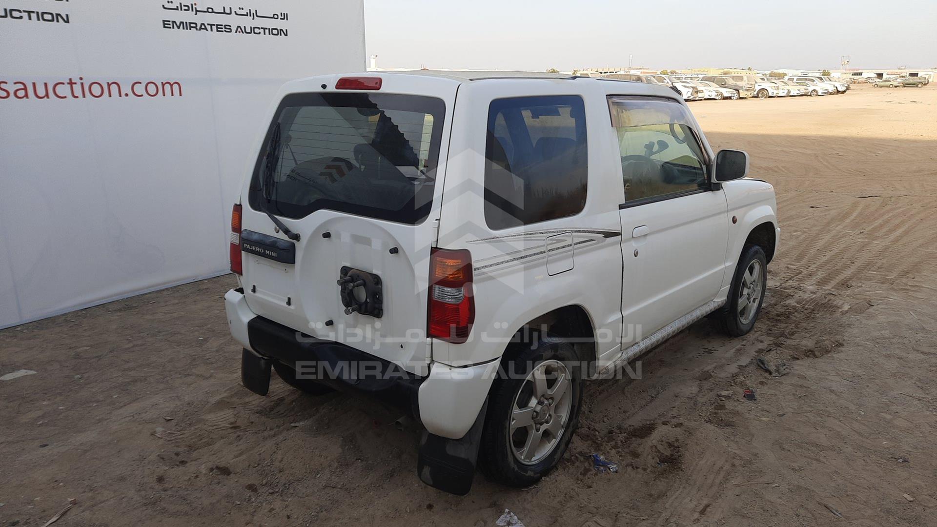 2001 MITSUBISHI PAJERO MINI VIN: H58A0212011