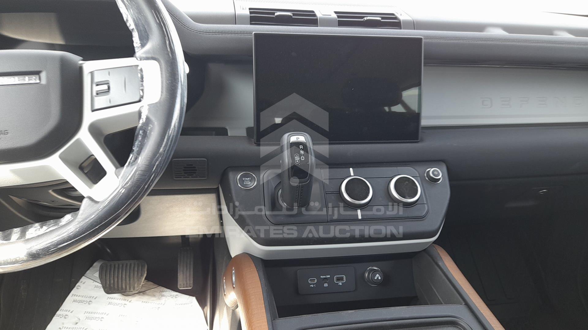 2023 LAND ROVER DEFENDER VIN: SALEA8BU0P2178015