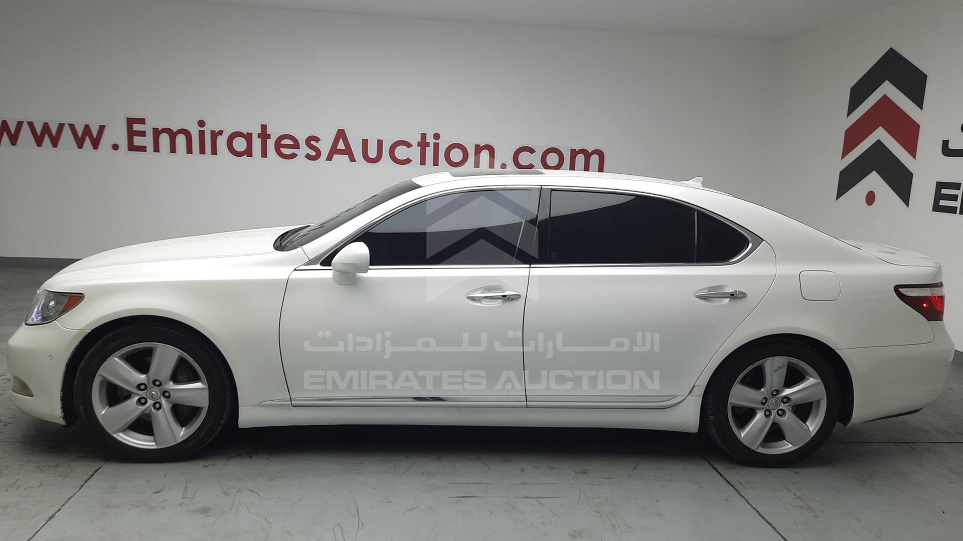 2007 LEXUS LS 460 L VIN: JTHGL46F675016000