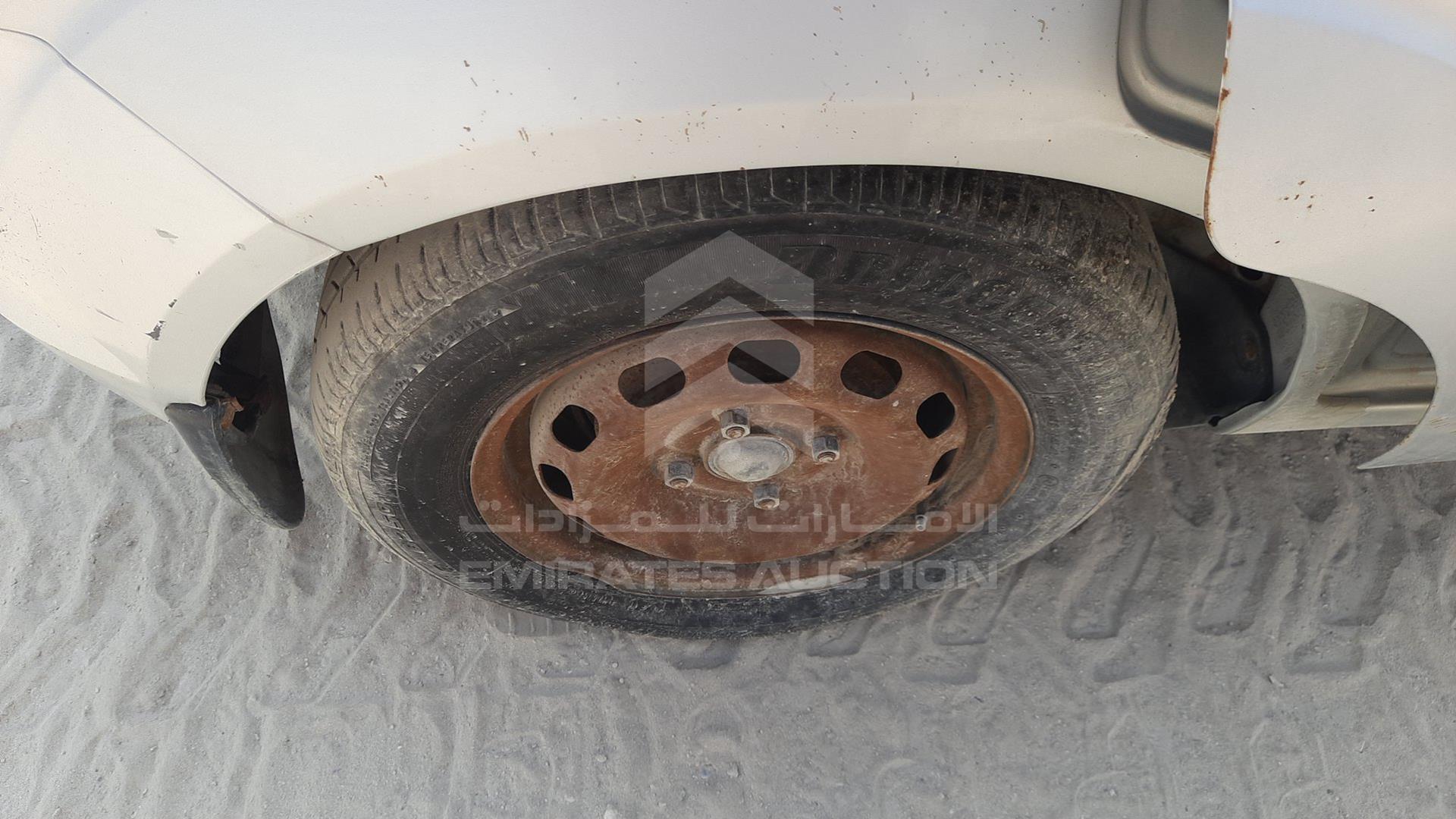 2011 FORD FIGO VIN: MAJTJ21D5BAU09332