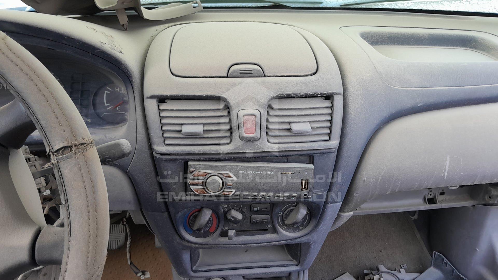2001 NISSAN SUNNY VIN: JN1EN61S01W000480