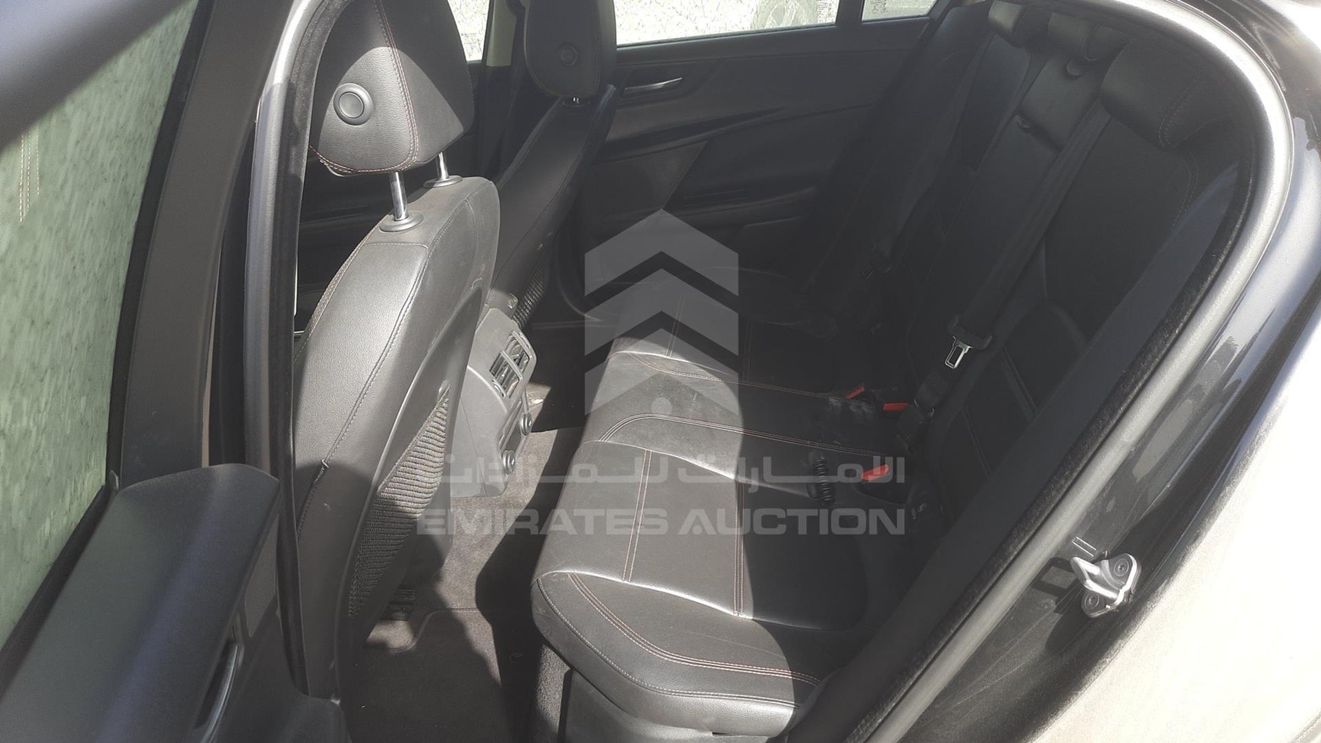 2016 JAGUAR XE VIN: SAJAB4BG1GA934092