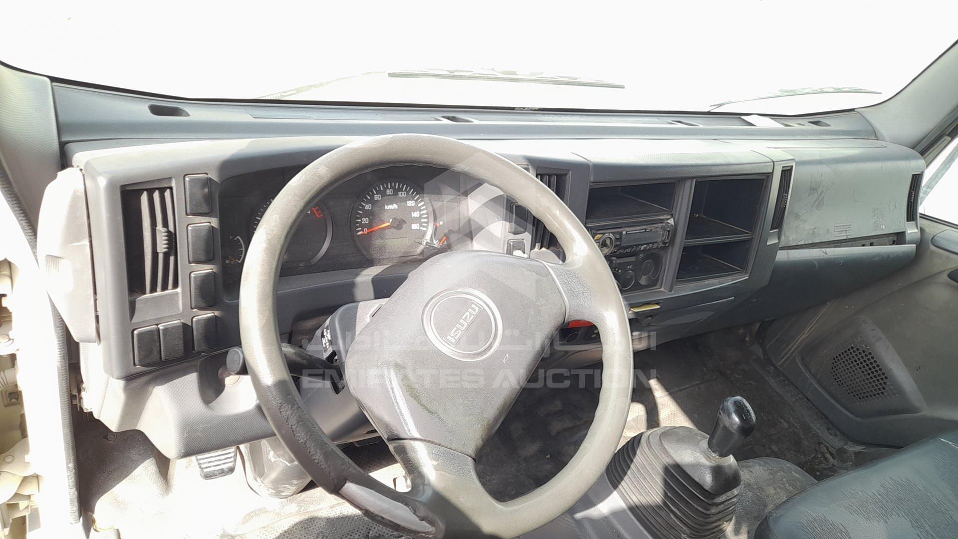2016 ISUZU REWARD NP VIN: JAMKP34H3G7P23391