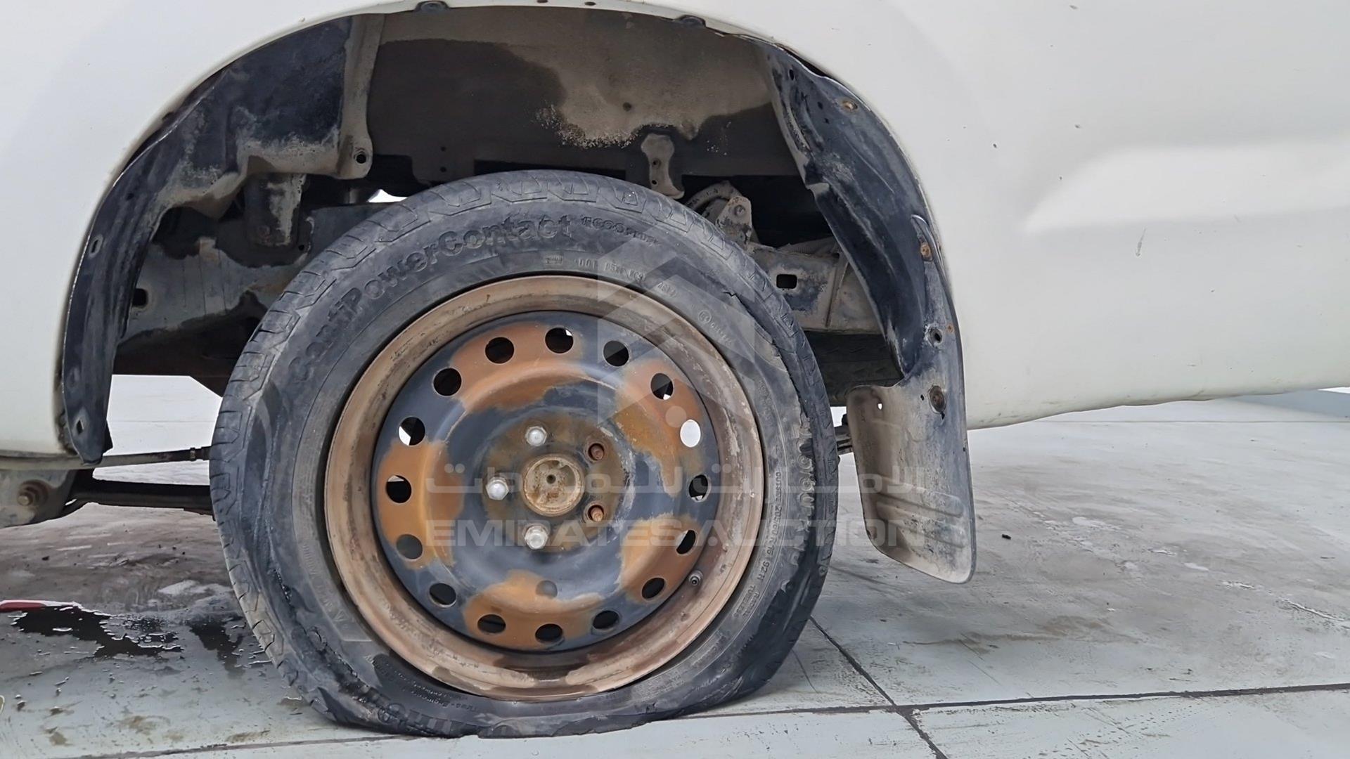 2007 TOYOTA HILUX VIN: MR0EW12G772009704