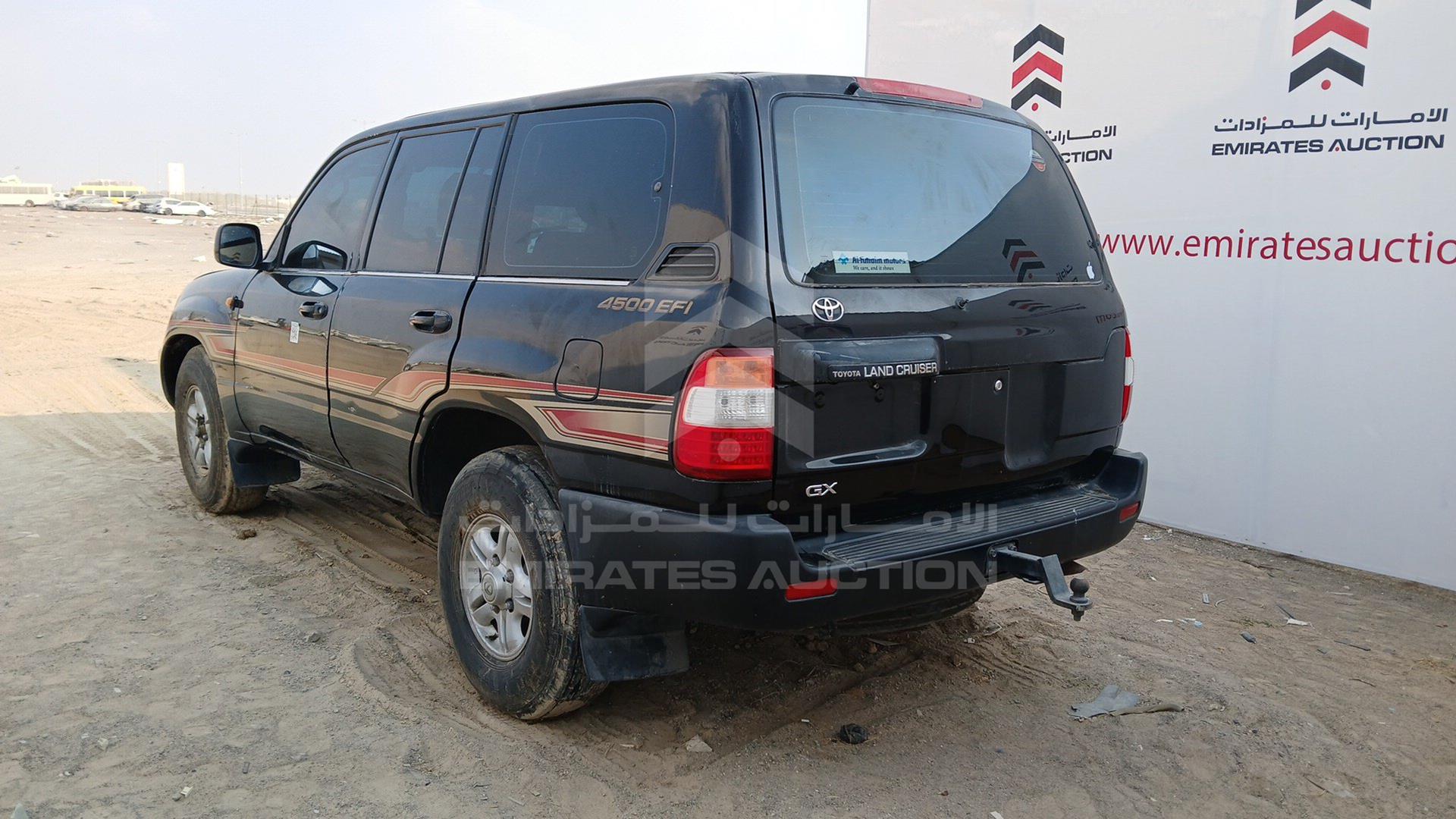 2005 TOYOTA LAND CRUISER VIN: JTEHJ09J755122002